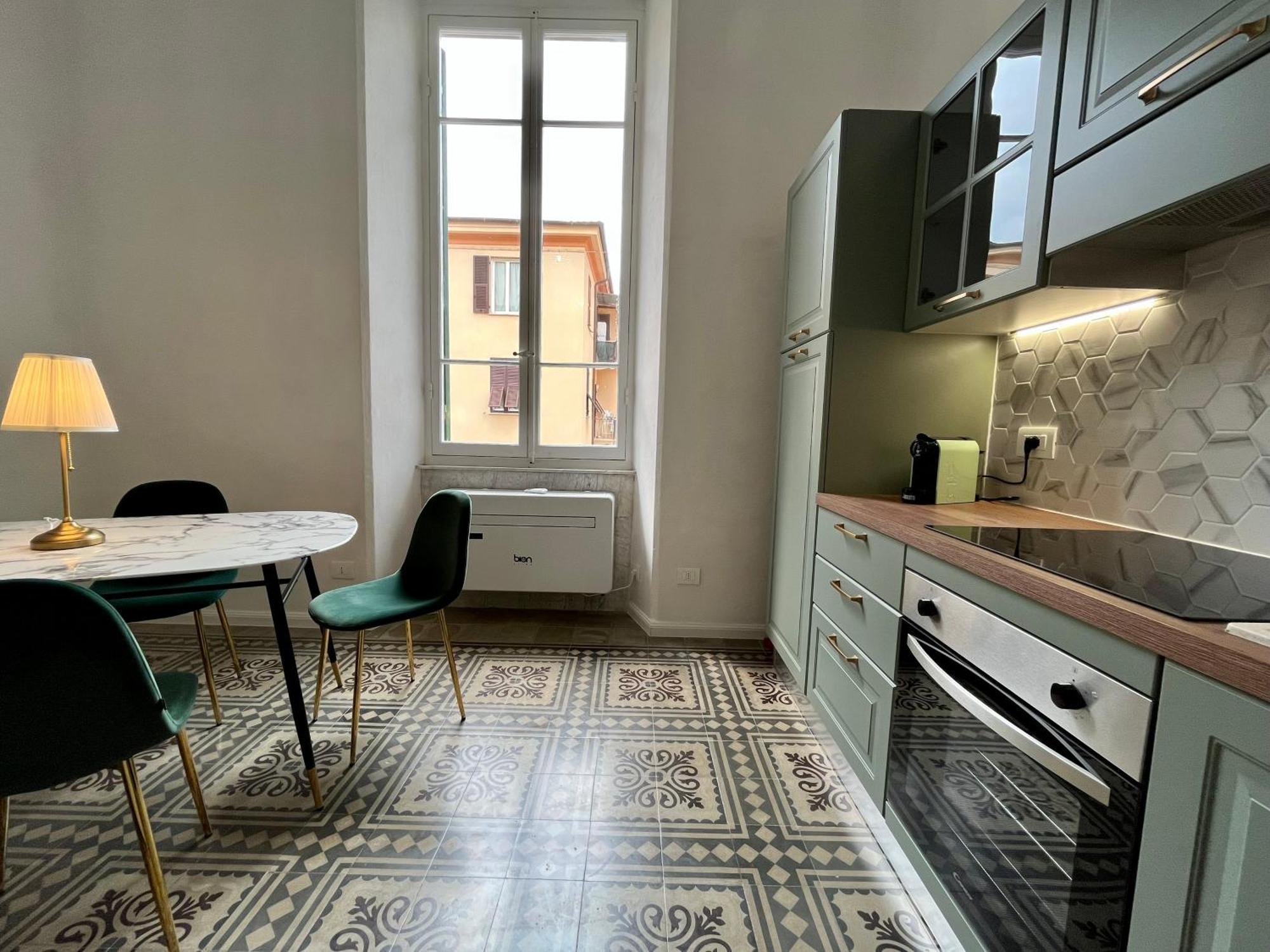 Ca Nell'Umbertino - A 150 Mt Dalla Stazione La Spezia Extérieur photo